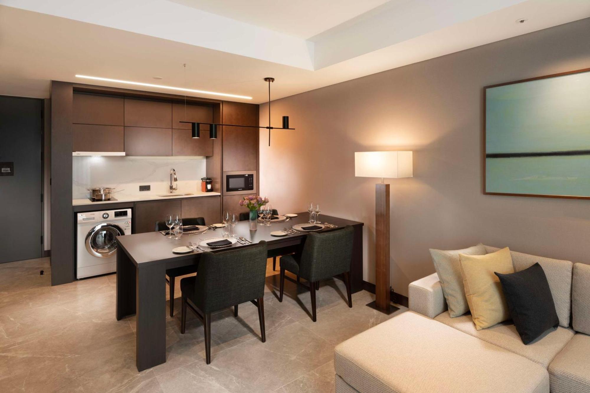 Doubletree By Hilton Seoul Pangyo Residences Соннам Экстерьер фото