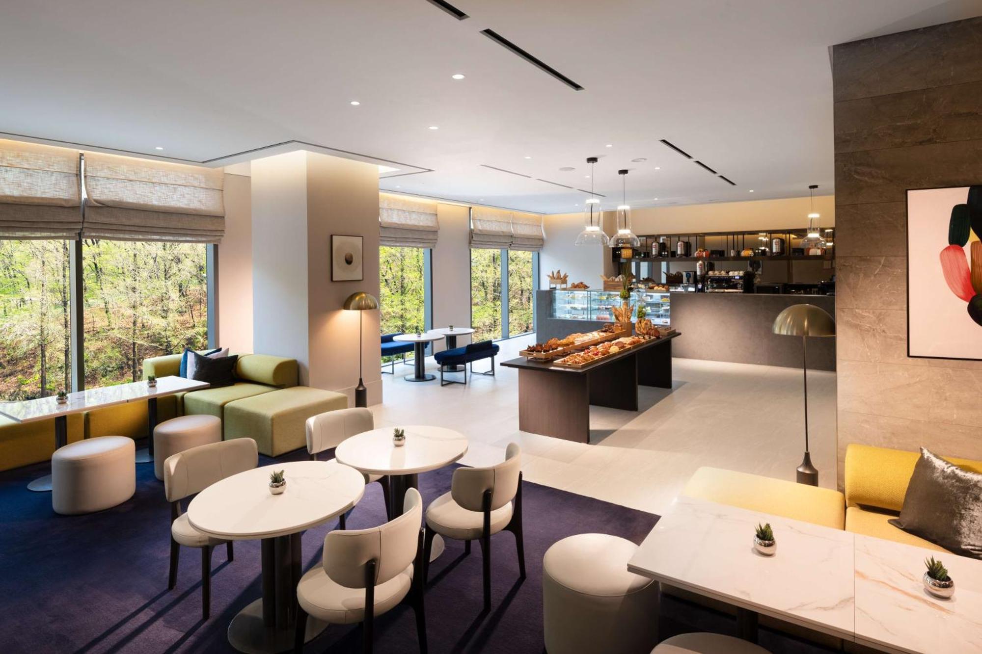 Doubletree By Hilton Seoul Pangyo Residences Соннам Экстерьер фото