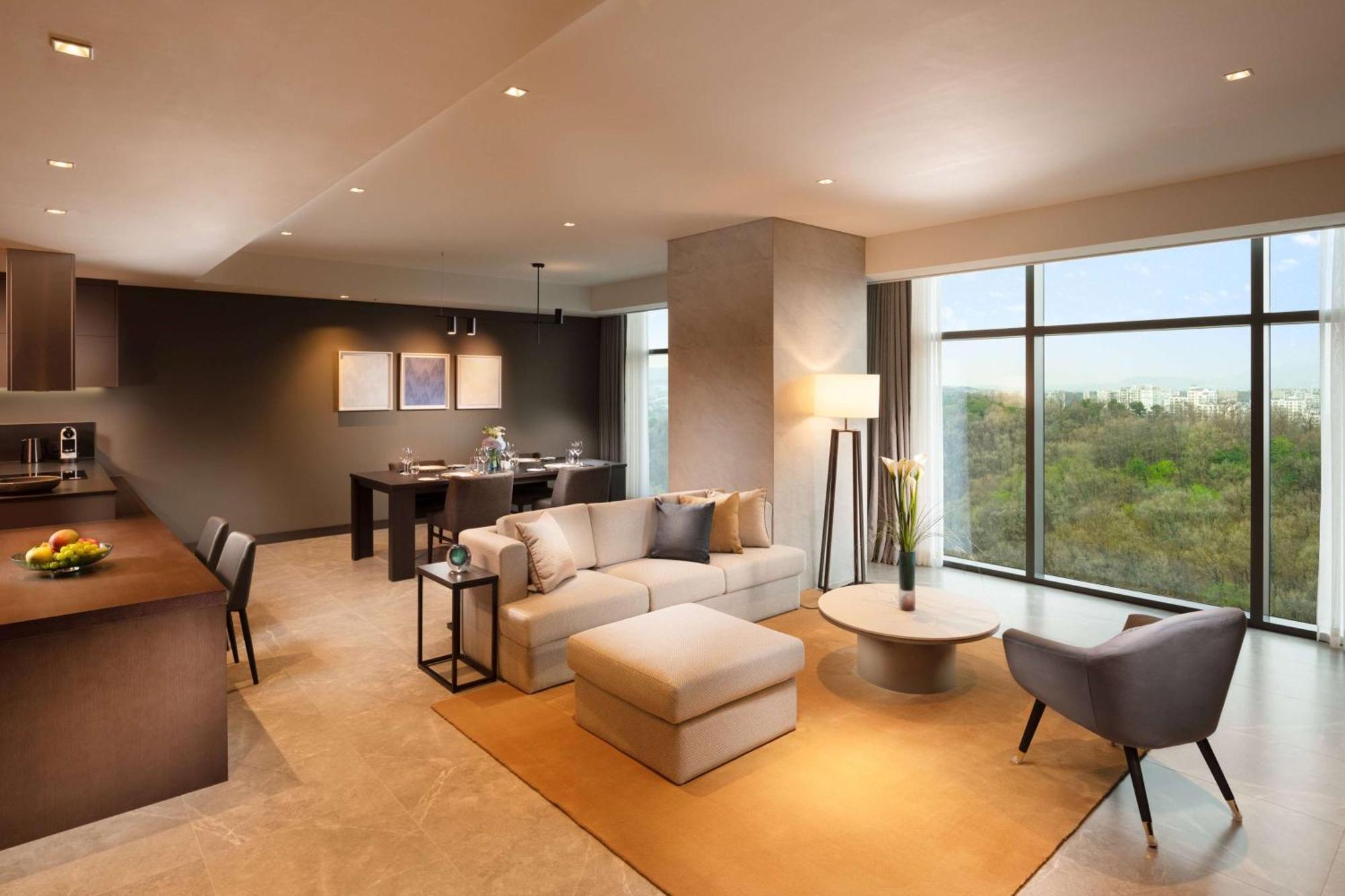 Doubletree By Hilton Seoul Pangyo Residences Соннам Экстерьер фото